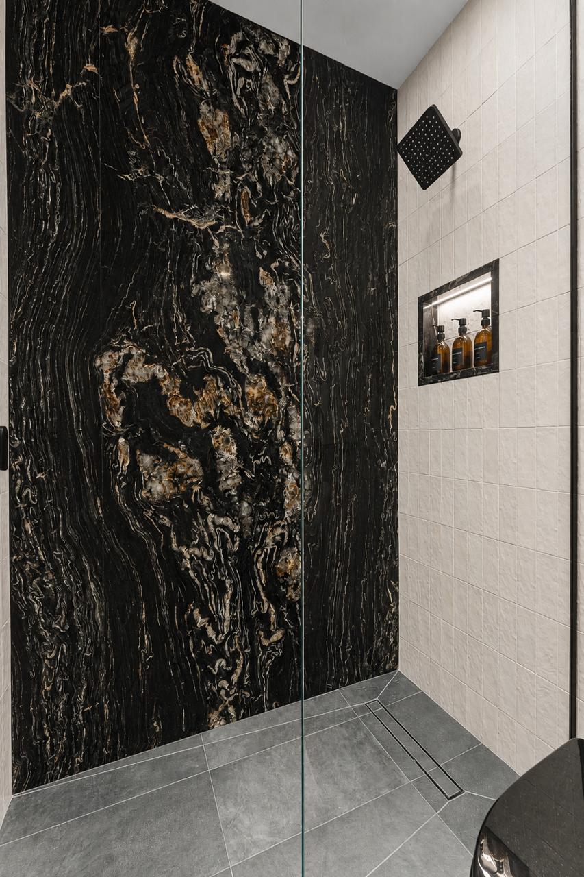 A Luxury Bathroom Planned Around Your Home